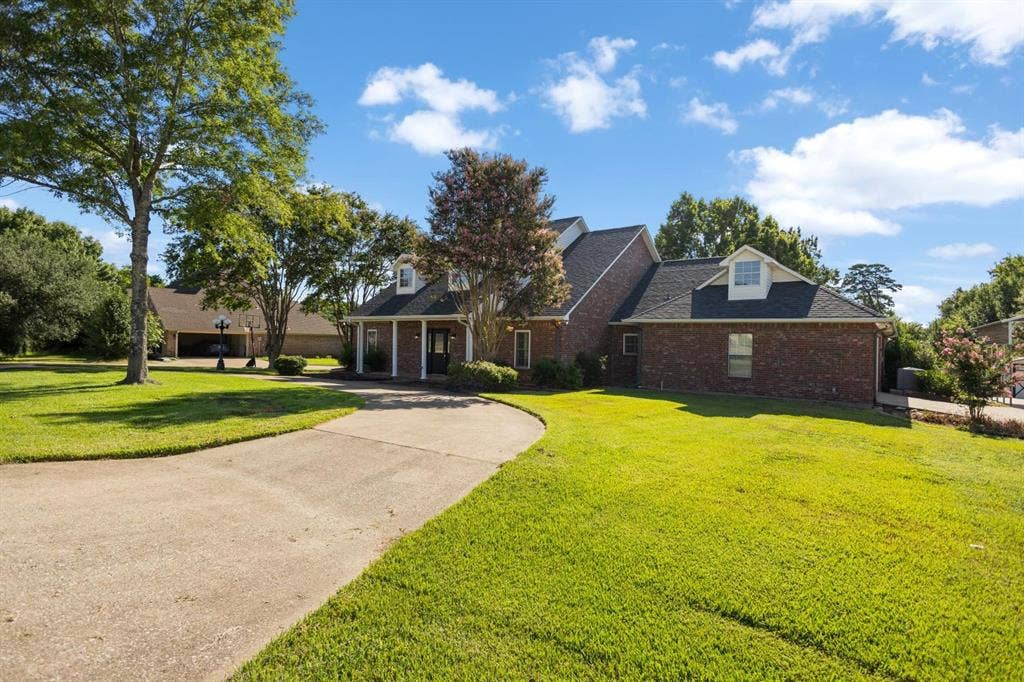 15050 Boaz Lane, Lindale, TX 75771 15050 Boaz Lane, Lindale, TX 75771
