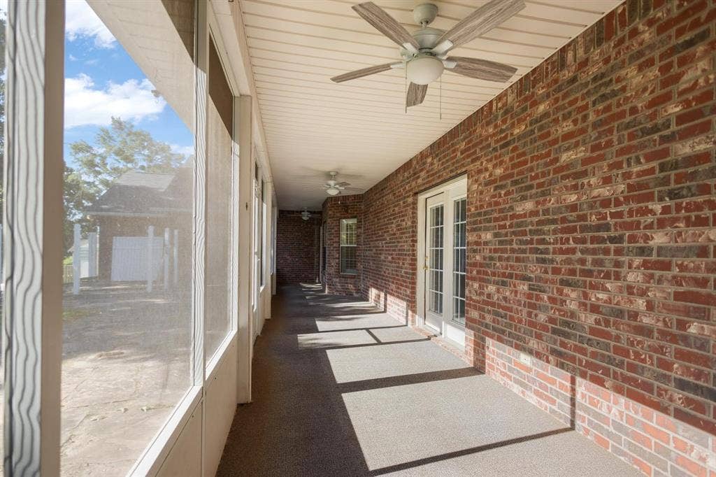 15050 Boaz Lane, Lindale, TX 75771 15050 Boaz Lane, Lindale, TX 75771