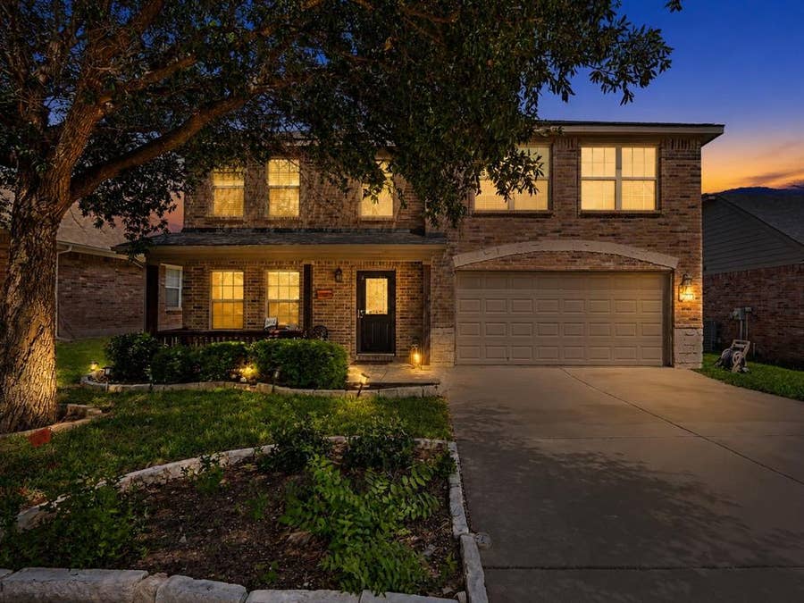 Property photo for 1201 Nighthawk Road, Fort Worth, TX