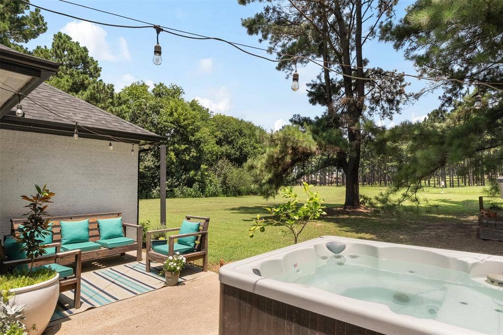 1109 Robbins Road, Athens, TX 75751
