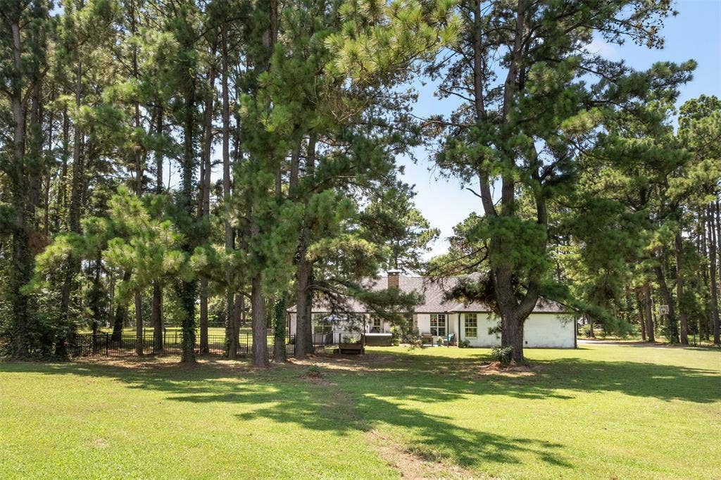 1109 Robbins Road, Athens, TX 75751