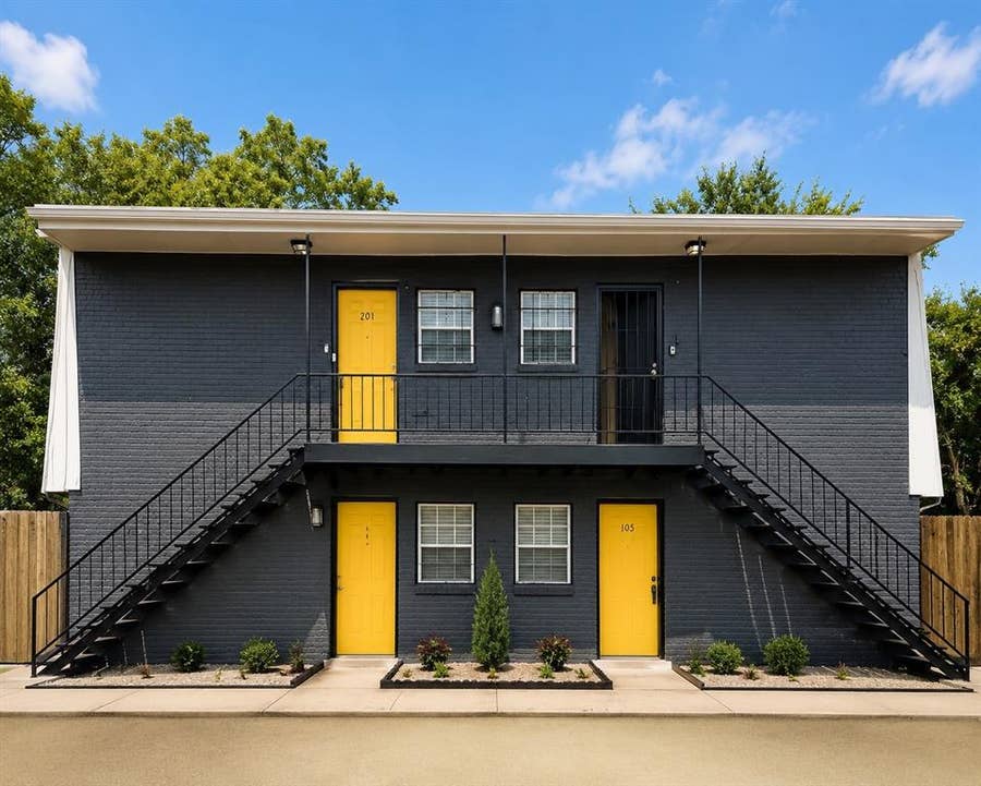 Property photo for 901 Bessie Street, Fort Worth, TX