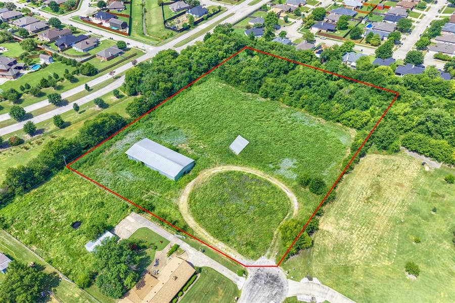 Property photo for 800 Twin Oaks Drive, Wylie, TX