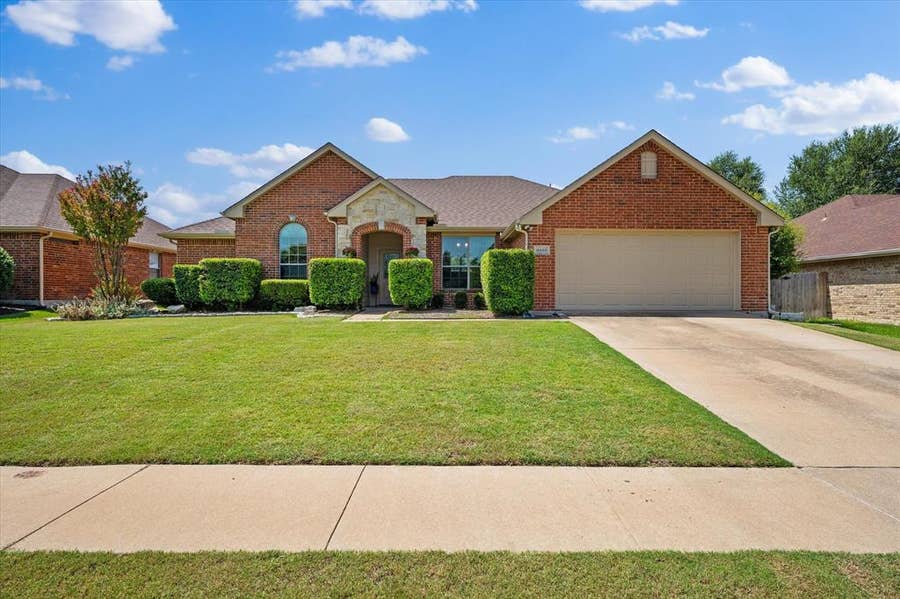 Property photo for 6030 Cynthia Drive, Midlothian, TX