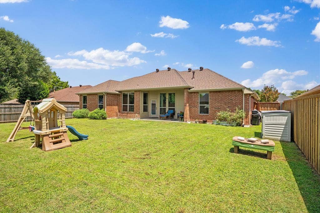 6030 Cynthia Drive, Midlothian, TX 76065
