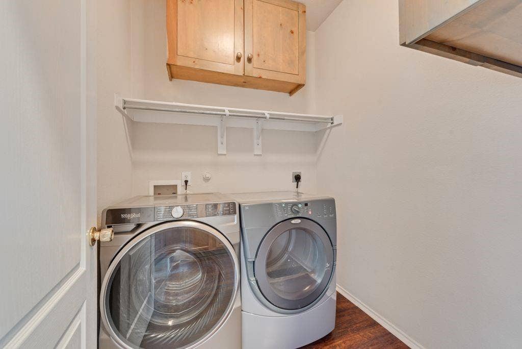 306 Salsbury Drive, Euless, TX 76040 306 Salsbury Drive, Euless, TX 76040