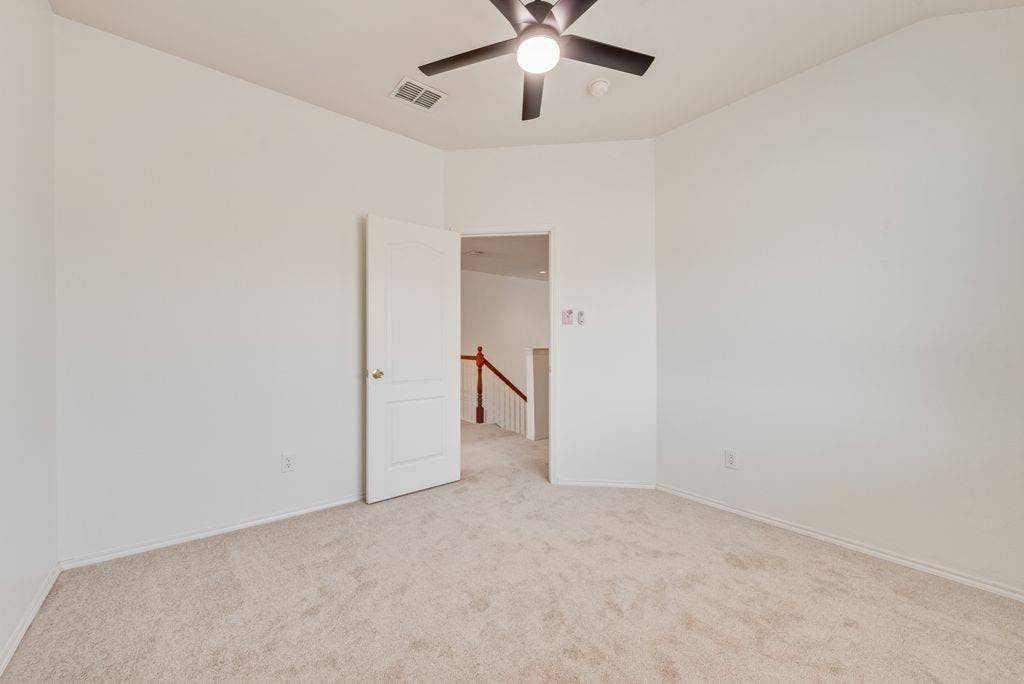 306 Salsbury Drive, Euless, TX 76040 306 Salsbury Drive, Euless, TX 76040