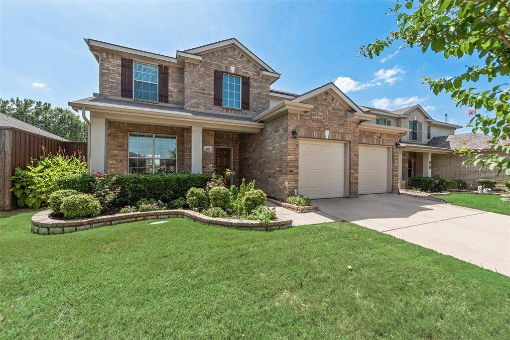 306 Salsbury Drive, Euless, TX 76040 306 Salsbury Drive, Euless, TX 76040