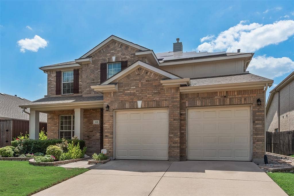 306 Salsbury Drive, Euless, TX 76040 306 Salsbury Drive, Euless, TX 76040