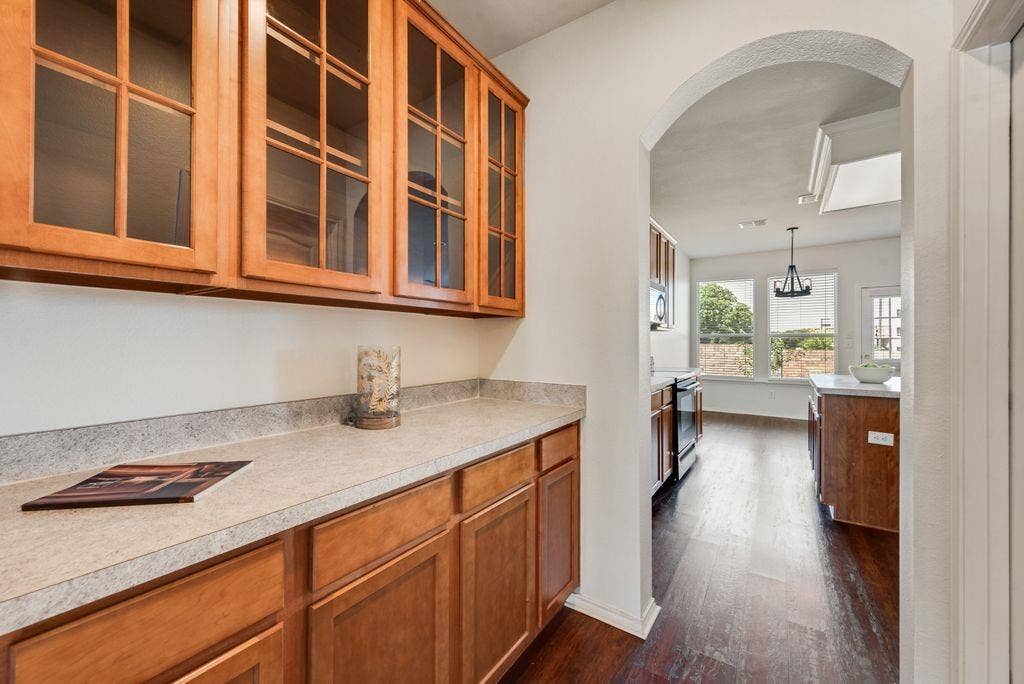 306 Salsbury Drive, Euless, TX 76040 306 Salsbury Drive, Euless, TX 76040
