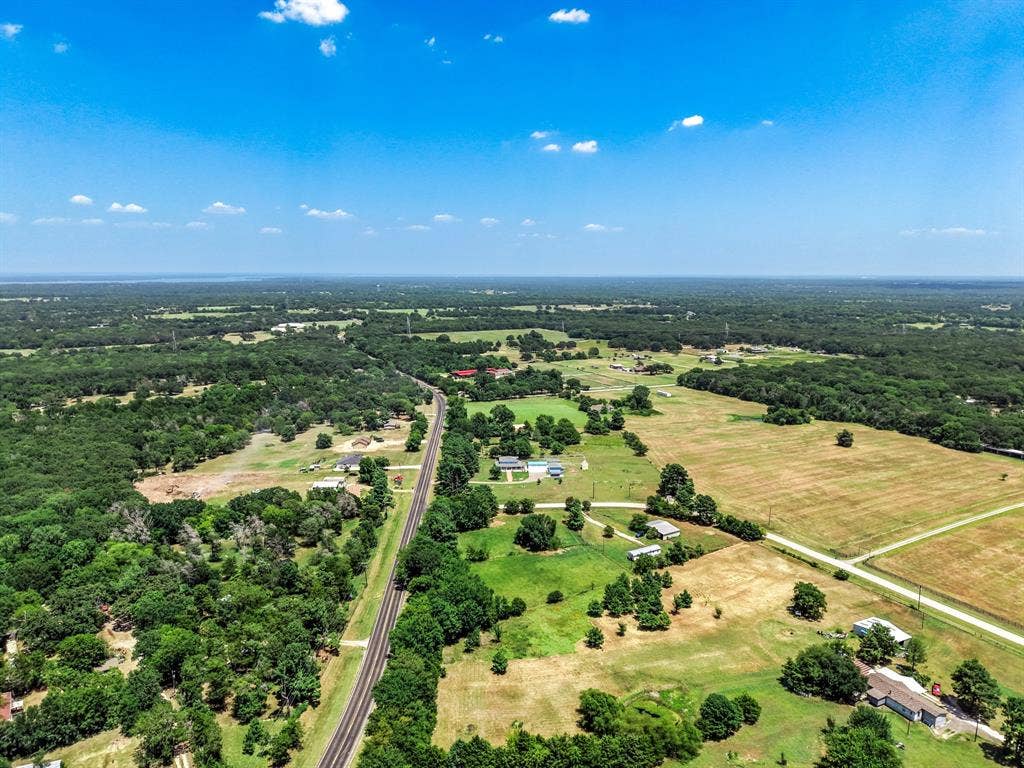 16488 Ranchette Road, Terrell, TX 75161 16488 Ranchette Road, Terrell, TX 75161