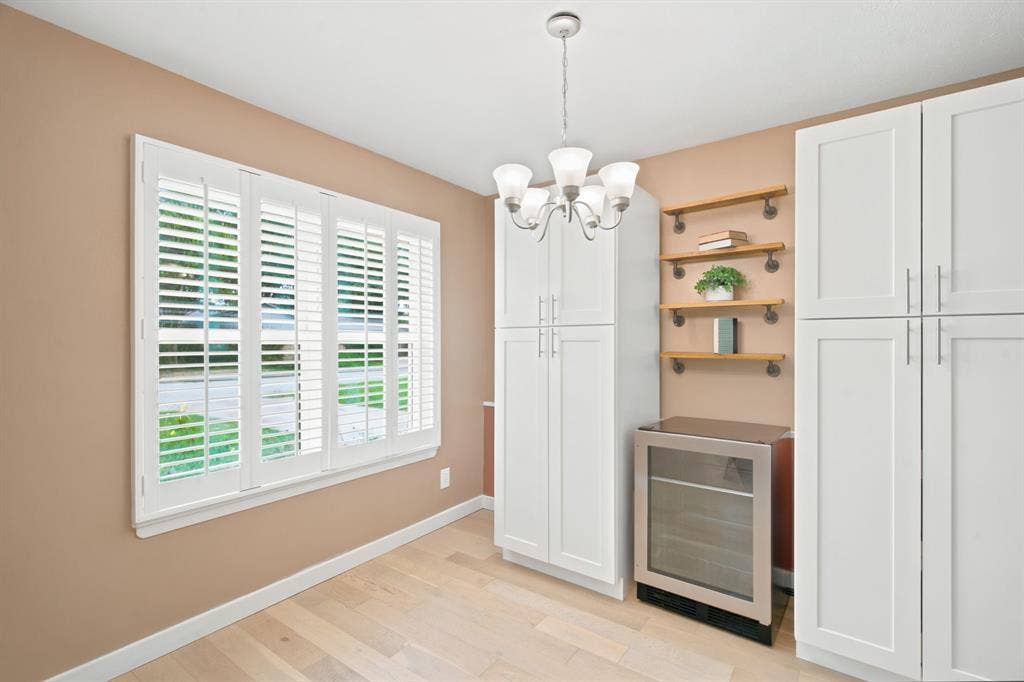 1210 Weathered Street, Irving, TX 75062 1210 Weathered Street, Irving, TX 75062