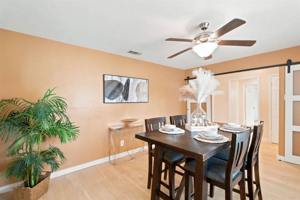 1210 Weathered Street, Irving, TX 75062 1210 Weathered Street, Irving, TX 75062
