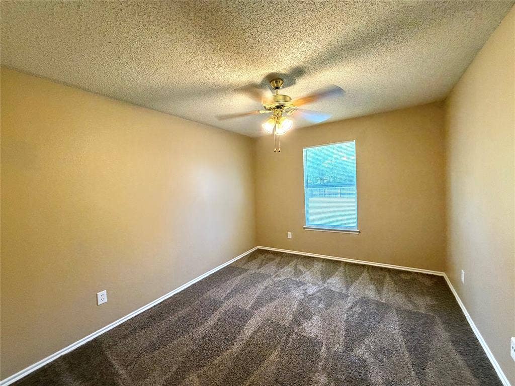 185 Rolling Court, Lancaster, TX 75146 185 Rolling Court, Lancaster, TX 75146