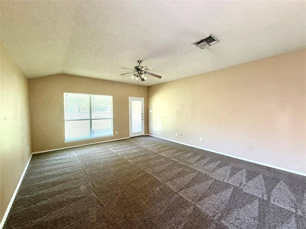 185 Rolling Court, Lancaster, TX 75146 185 Rolling Court, Lancaster, TX 75146