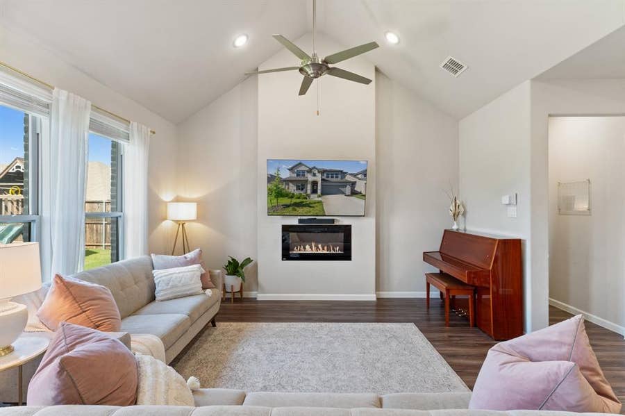 Property photo for 132 Chase Creek Drive, Lavon, TX