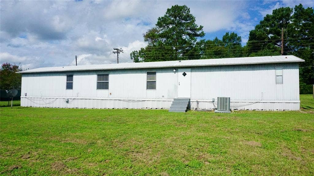 5227 Skyline Drive, Chandler, TX 75758 5227 Skyline Drive, Chandler, TX 75758
