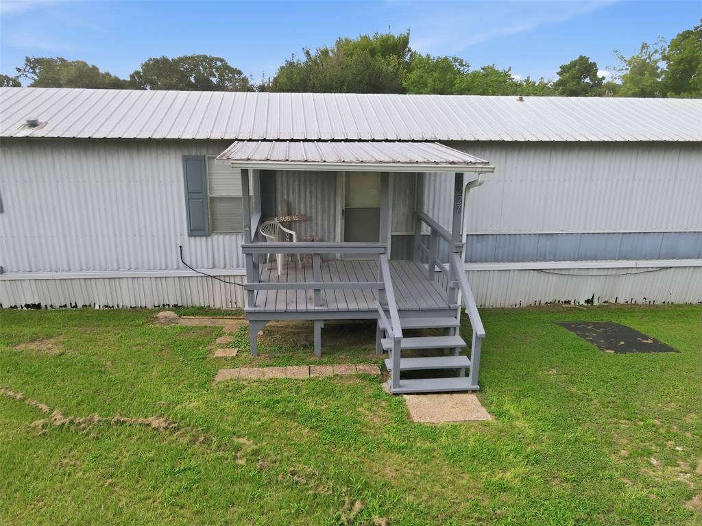 5227 Skyline Drive, Chandler, TX 75758 5227 Skyline Drive, Chandler, TX 75758