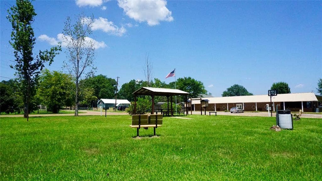 5227 Skyline Drive, Chandler, TX 75758 5227 Skyline Drive, Chandler, TX 75758