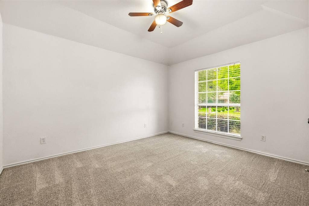 1138 Hampshire Lane, Cedar Hill, TX 75104 Bedroom 3