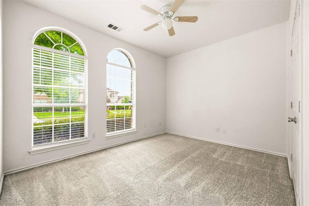 1138 Hampshire Lane, Cedar Hill, TX 75104 Bedroom 2