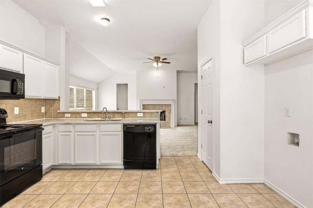 1138 Hampshire Lane, Cedar Hill, TX 75104 1138 Hampshire Lane, Cedar Hill, TX 75104