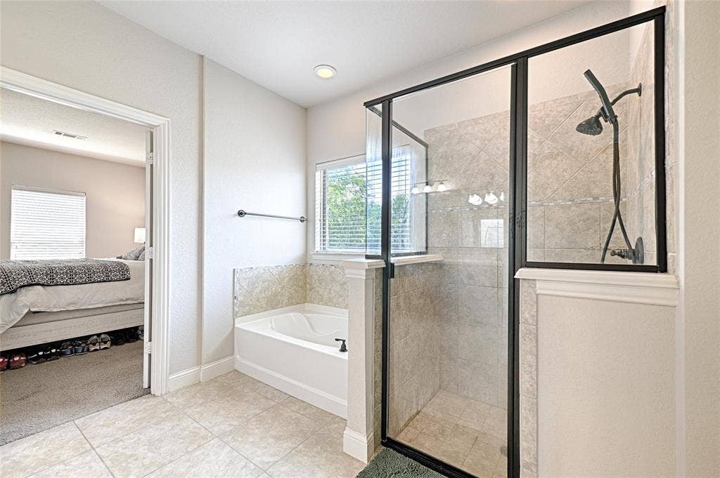 6010 Park View Drive, Midlothian, TX 76065 6010 Park View Drive, Midlothian, TX 76065
