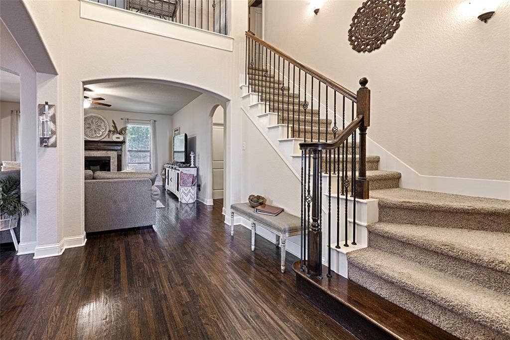 6010 Park View Drive, Midlothian, TX 76065 6010 Park View Drive, Midlothian, TX 76065