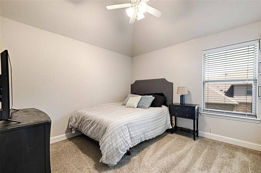 6010 Park View Drive, Midlothian, TX 76065 6010 Park View Drive, Midlothian, TX 76065