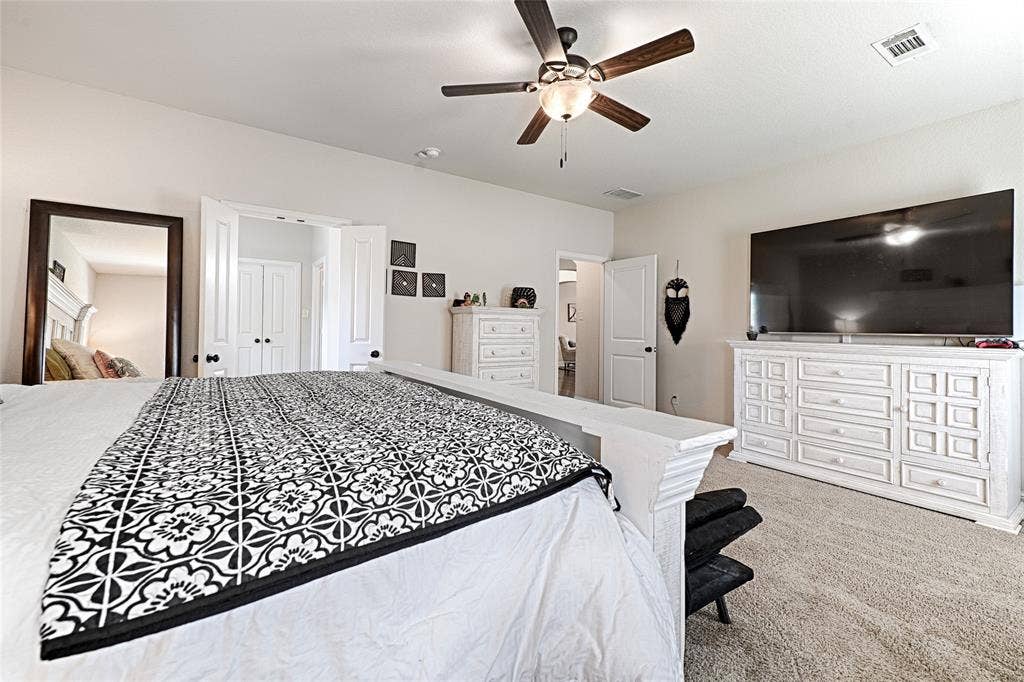 6010 Park View Drive, Midlothian, TX 76065 6010 Park View Drive, Midlothian, TX 76065