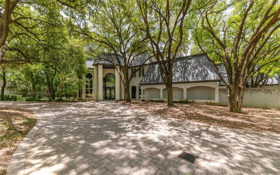 Property photo for 2420 Lincoln Drive, Arlington, TX