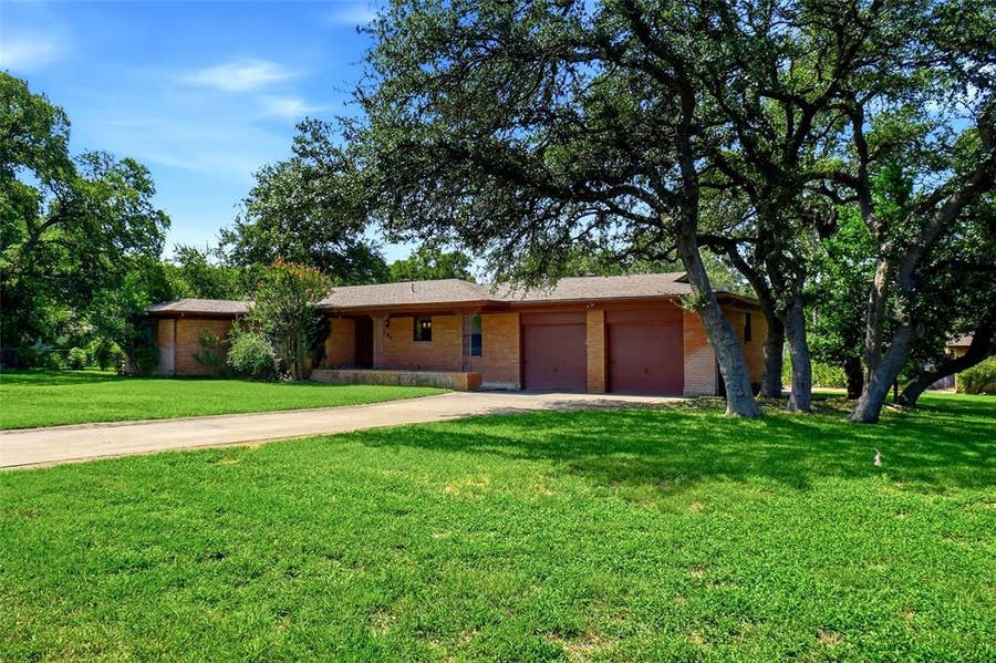 Property photo for 201 Crest Ridge Drive, Lakeside, TX