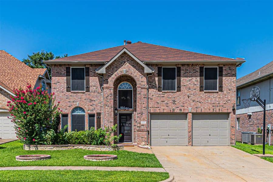 Property photo for 5001 Worthing Drive, Garland, TX