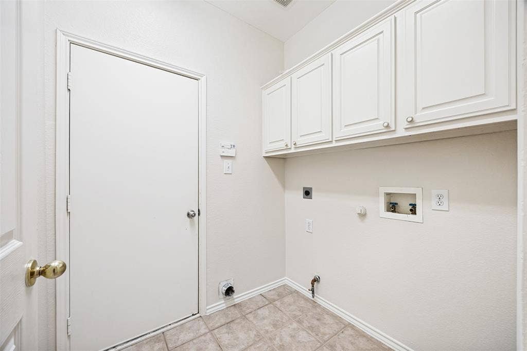 520 Colgate Drive, Allen, TX 75013 520 Colgate Drive, Allen, TX 75013