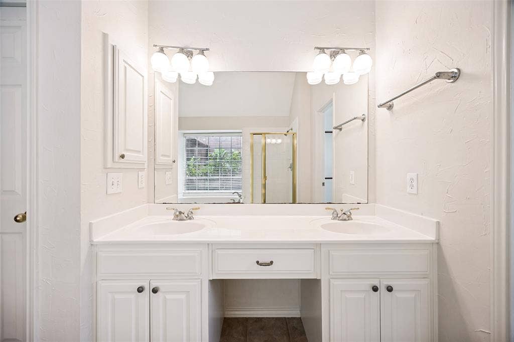 520 Colgate Drive, Allen, TX 75013 520 Colgate Drive, Allen, TX 75013