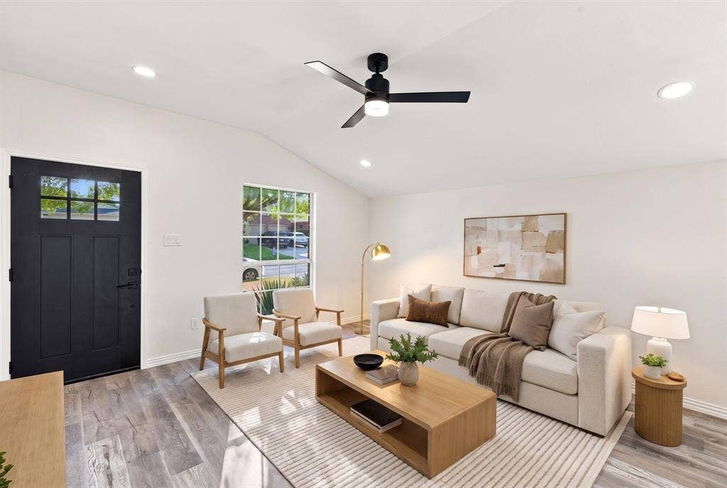 522 Berryhill Drive, Mansfield, TX 76063