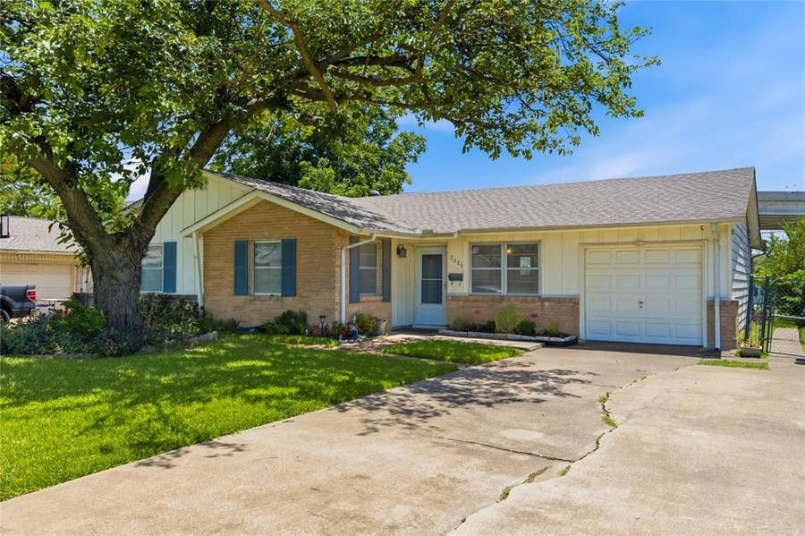 Property photo for 2626 Rosewood Drive, Mesquite, TX