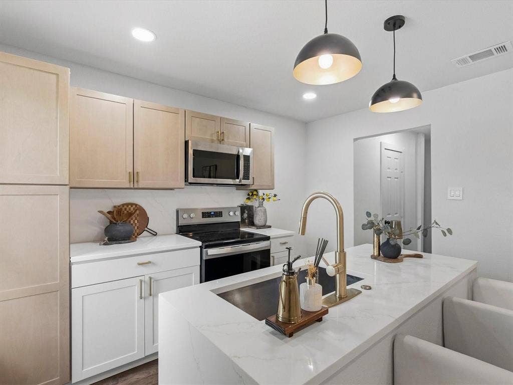 5718 Landino Street, Sansom Park, TX 76114 5718 Landino Street, Sansom Park, TX 76114