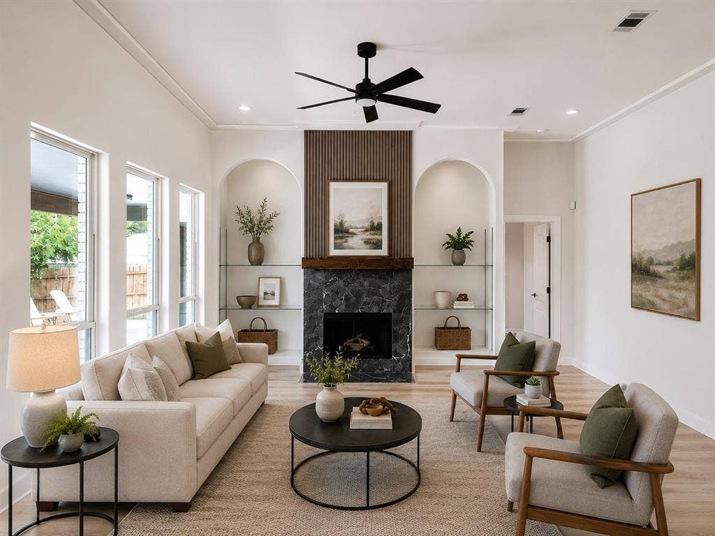 1706 Fairhaven Drive, Mansfield, TX 76063 Spacious living area featuring high ceilings with crown molding and recessed lighting