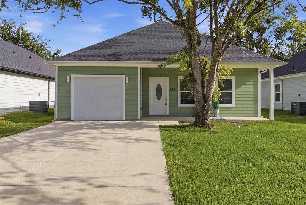 111 Newton Lane, Gun Barrel City, TX 75156 111 Newton Lane, Gun Barrel City, TX 75156