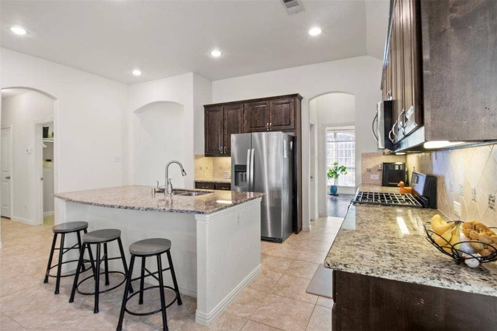 5424 Grove Cove Drive, McKinney, TX 75071 5424 Grove Cove Drive, McKinney, TX 75071
