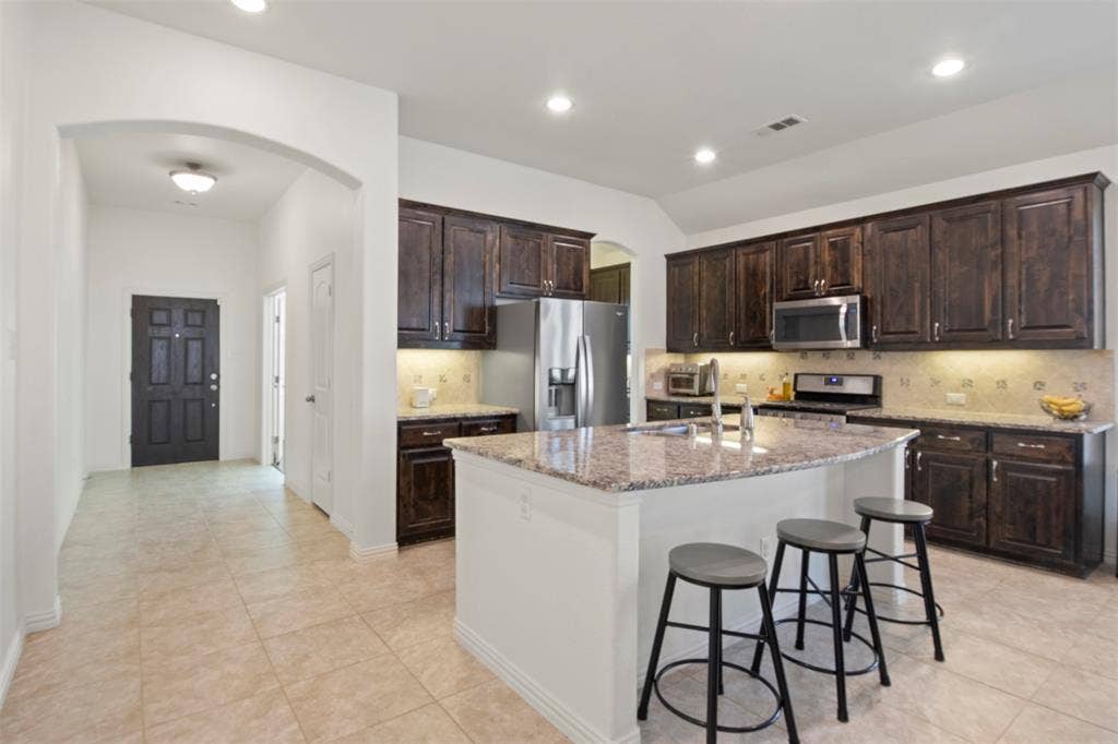 5424 Grove Cove Drive, McKinney, TX 75071 5424 Grove Cove Drive, McKinney, TX 75071