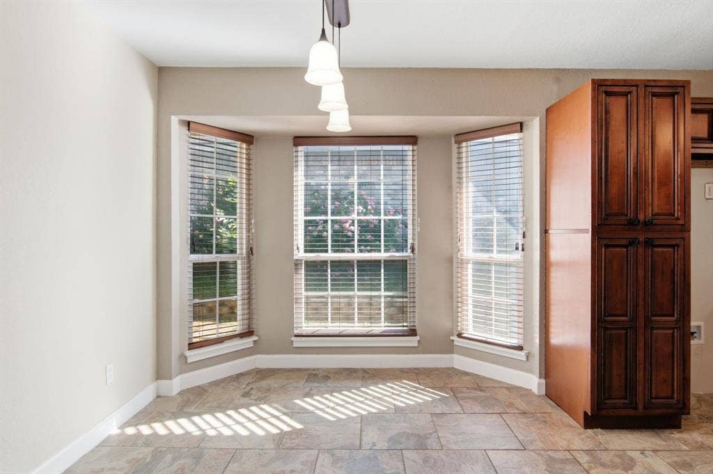 2502 Cranberry Lane, Euless, TX 76039 2502 Cranberry Lane, Euless, TX 76039