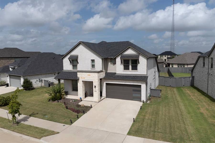 Property photo for 6725 Aster Drive, Venus, TX