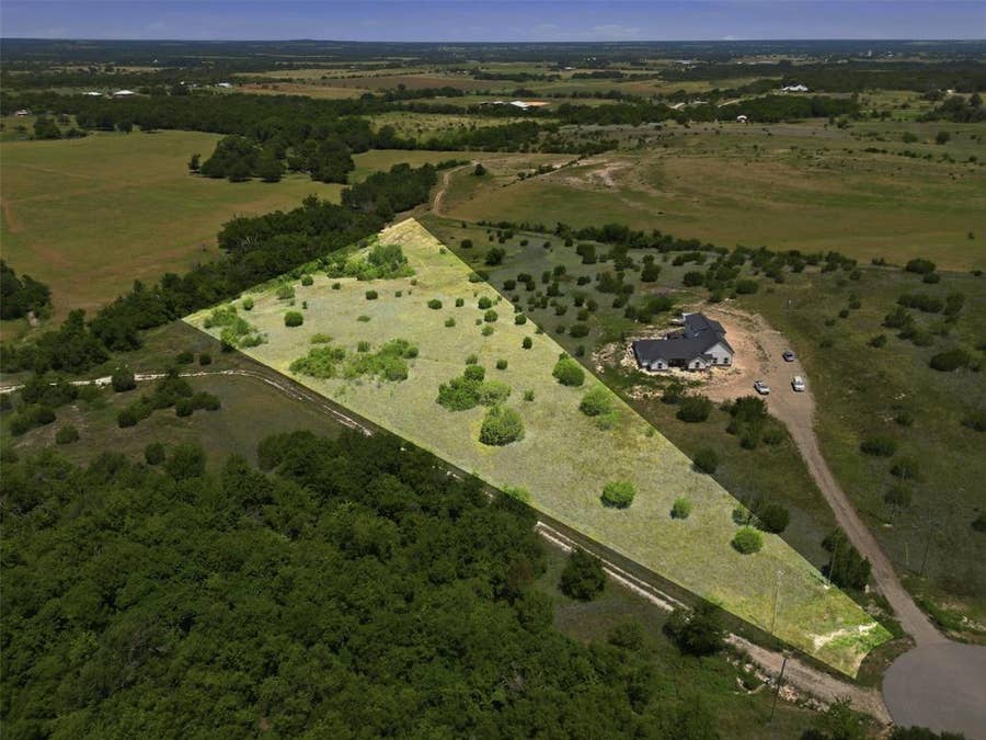 Property photo for 625 Hollow Drive, Lipan, TX
