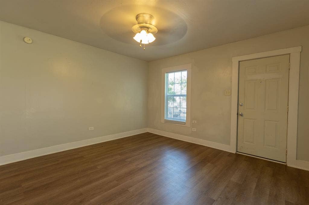 613 N 23rd Street, #15, Waco, TX 76707 613 N 23rd Street, #15, Waco, TX 76707