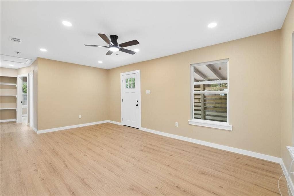 116 Opal Street, Waxahachie, TX 75165 116 Opal Street, Waxahachie, TX 75165