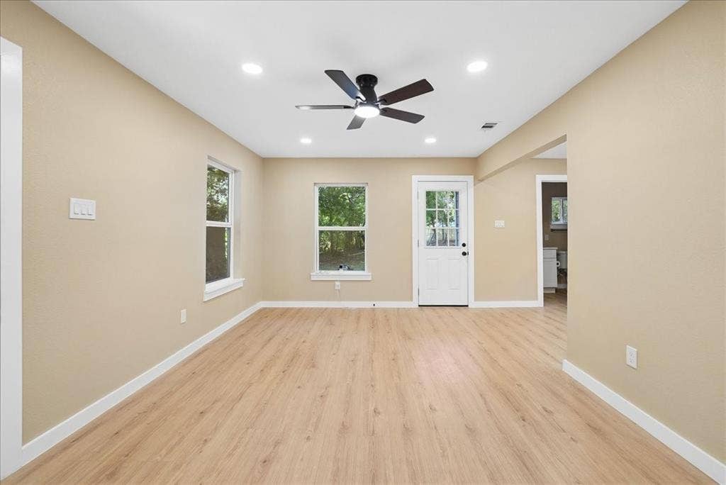 116 Opal Street, Waxahachie, TX 75165 116 Opal Street, Waxahachie, TX 75165