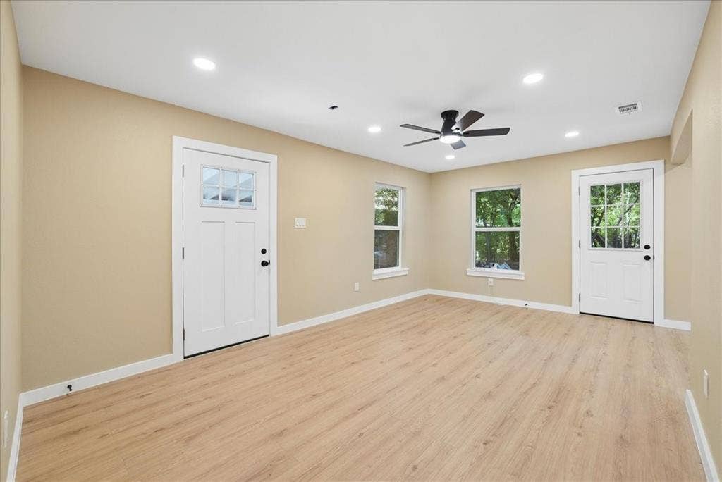 116 Opal Street, Waxahachie, TX 75165 116 Opal Street, Waxahachie, TX 75165