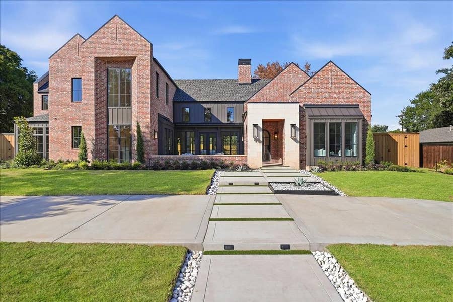 Property photo for 3787 Vinecrest Drive, Dallas, TX